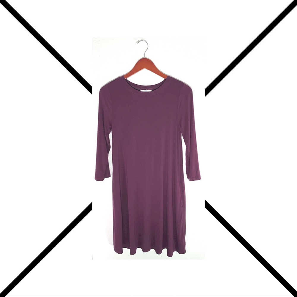 Time and Tru - midi dress w pockets  - size S